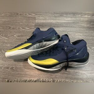 Reebok The Pump Zpump Rise Mens Basketball Sneakers. Size 18 New